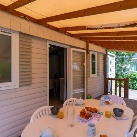 Kemping Mobil-home 4 Pers Avec Terrasse - Api-1-52-1607 *